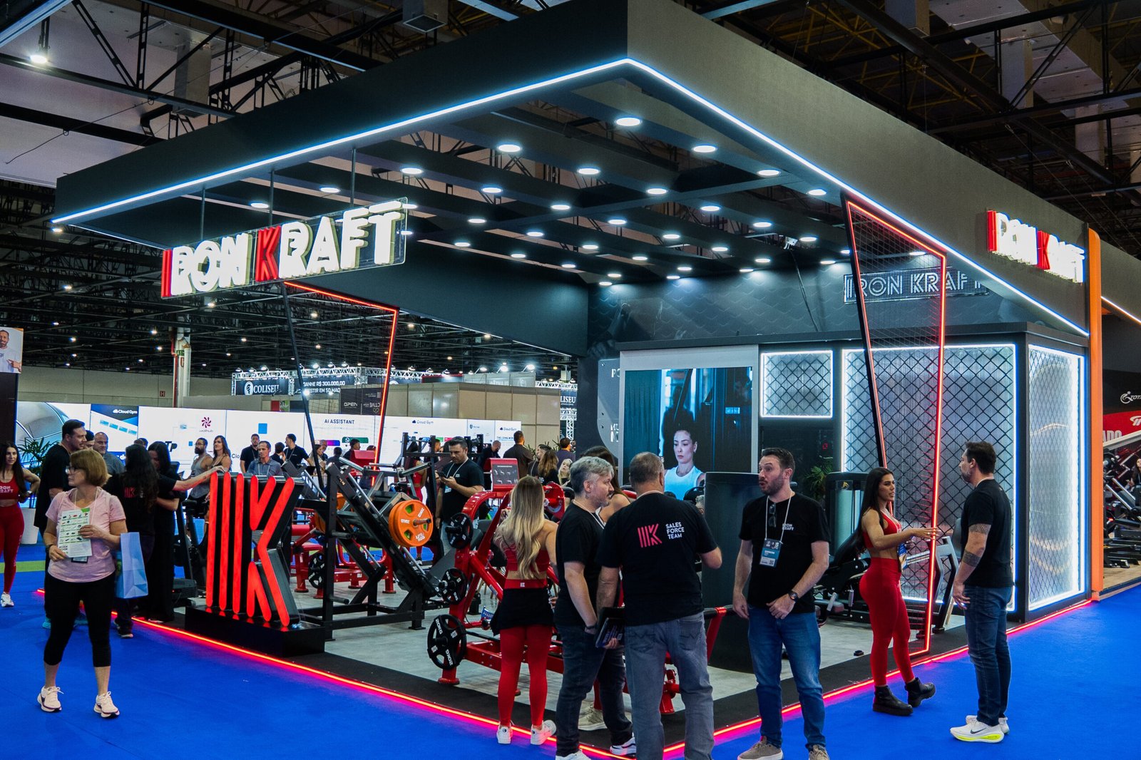 Iron Kraft estreia no Arnold Sports Festival South America em São Paulo com máquinas premium e grandes nomes do fitness