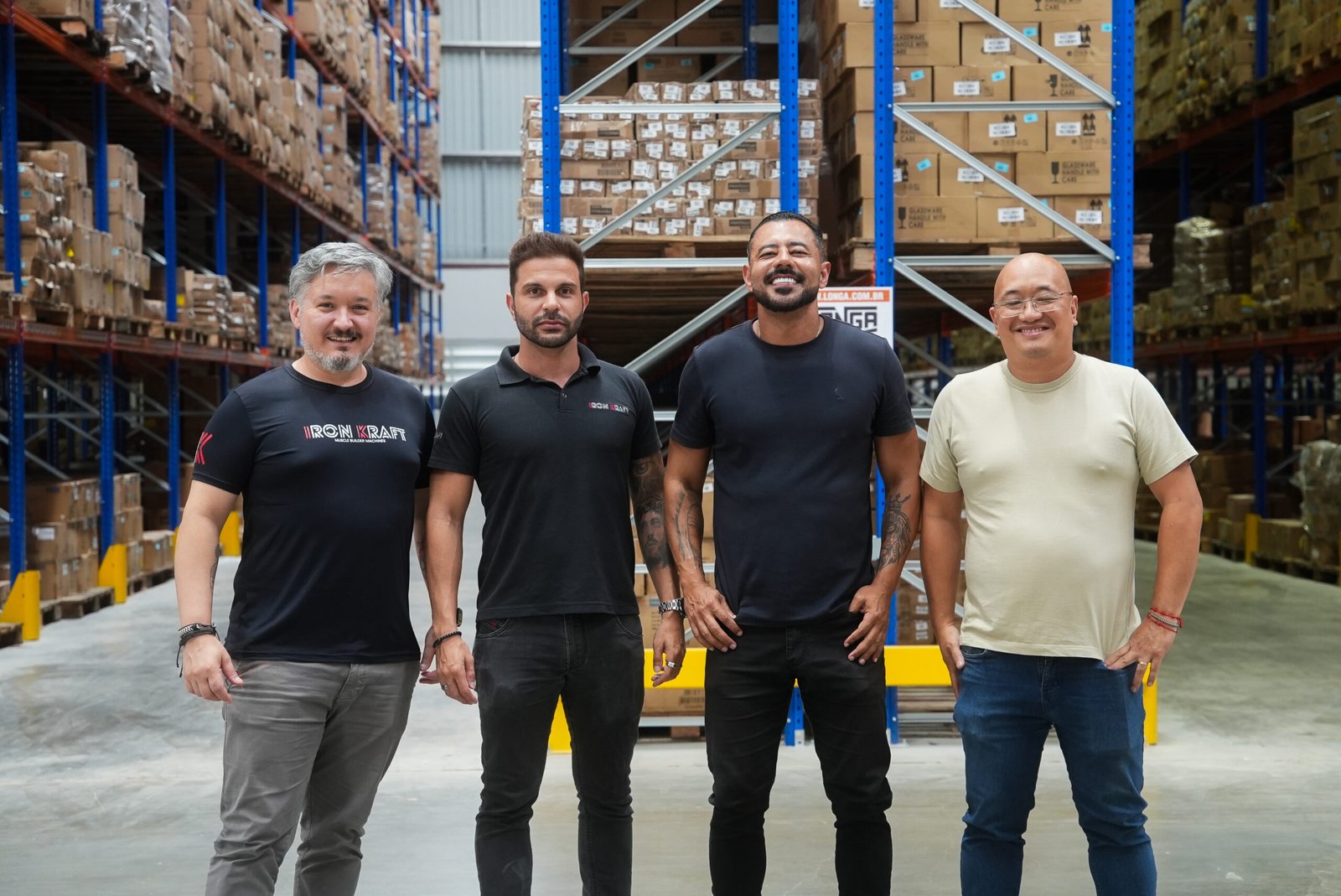 Iron Kraft consolida operação com galpão de mais de 5.000 m² e mais de 20 anos de experiência na importação de equipamentos fitness